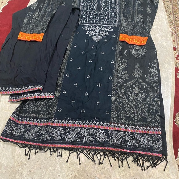 Pakistani brand new Maria b m print size large - Picture 5 of 9